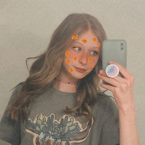 Meet your Posher, Eva